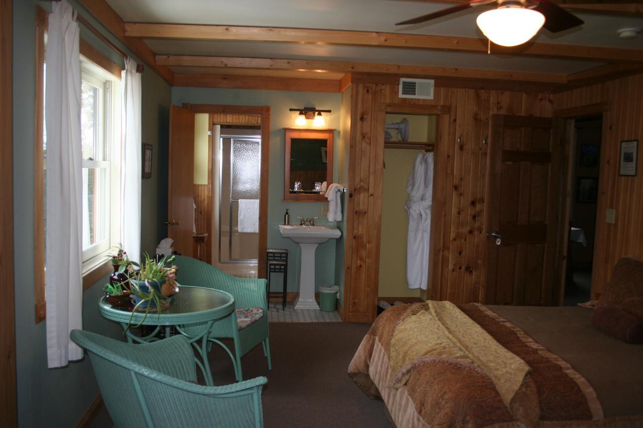 Poplar Creek Guesthouse Grand Marais Extérieur photo